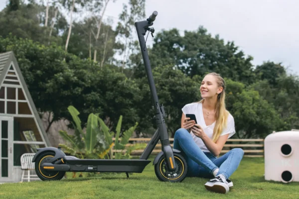 Xe Điện Scooter Segway Ninebot G65 (Max G2)